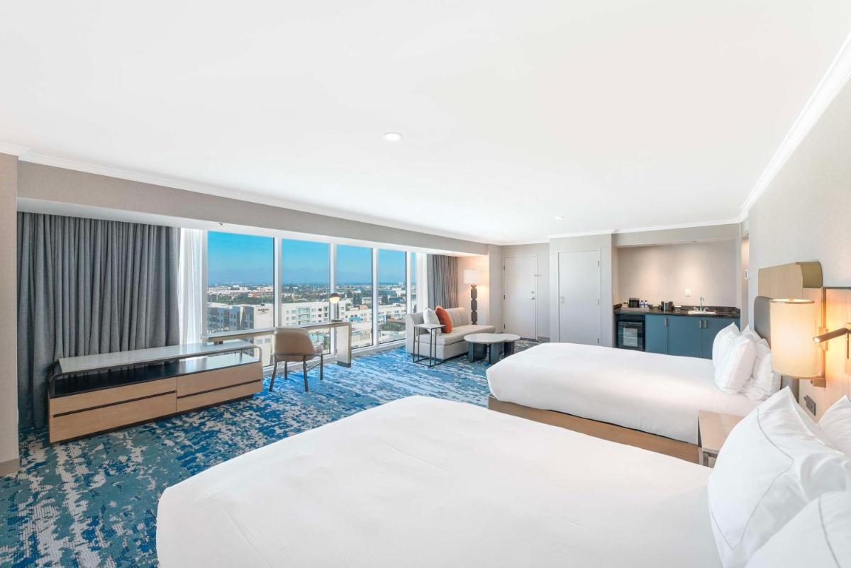 Hilton Anaheim - Hizvo