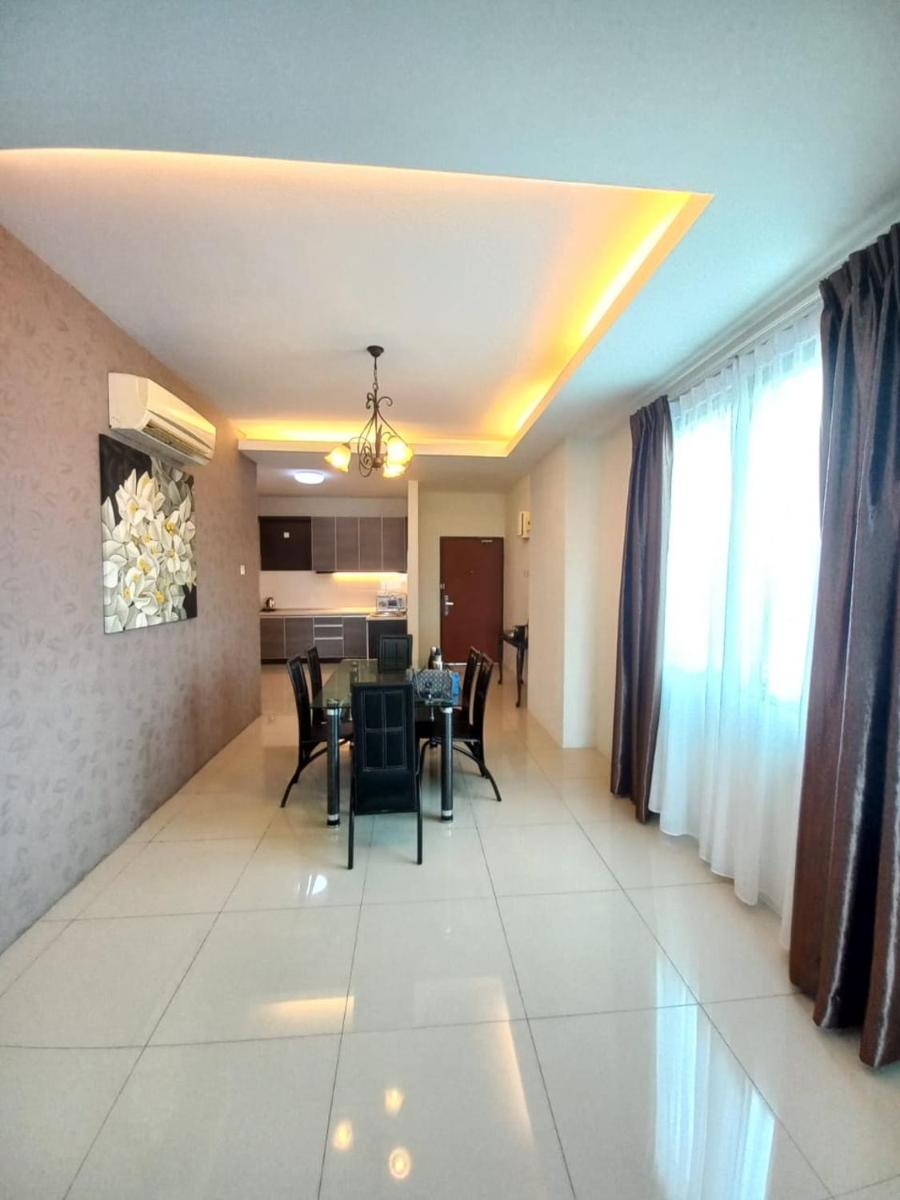 K. Riverfront apartment - Housity