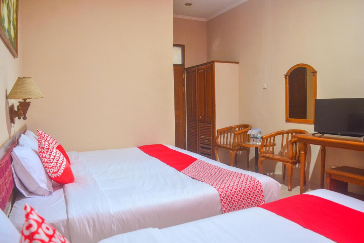 Super OYO 1240 Hotel Pantai Jaya - Housity