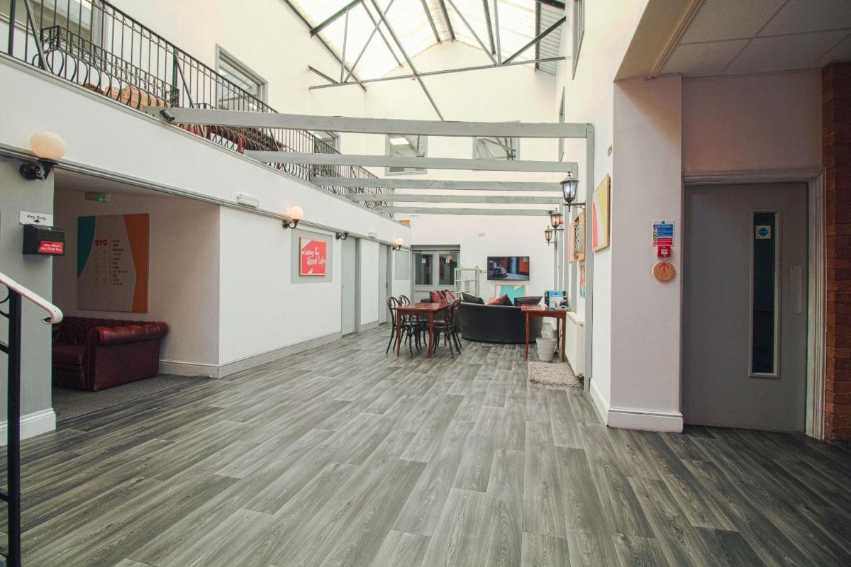 OYO Hotel Clamart - Housity