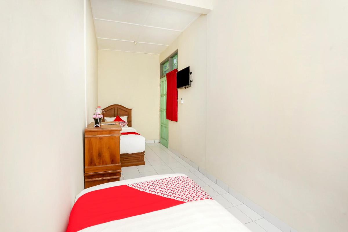 SUPER OYO 1959 Penginapan Kepurun Pawana Indonesia - Housity