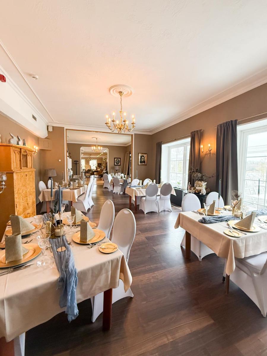 Strandhotel Vier Jahreszeiten Buckow - Housity