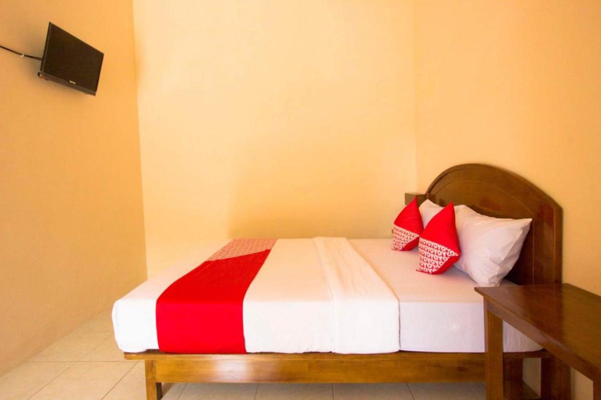 OYO 3024 Hotel Kebon Manis - Housity