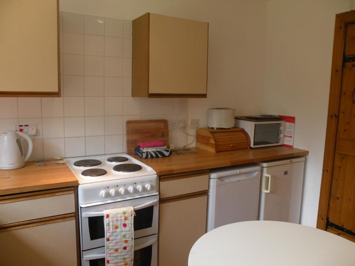 McHugh and Loudon Cottages - Housity