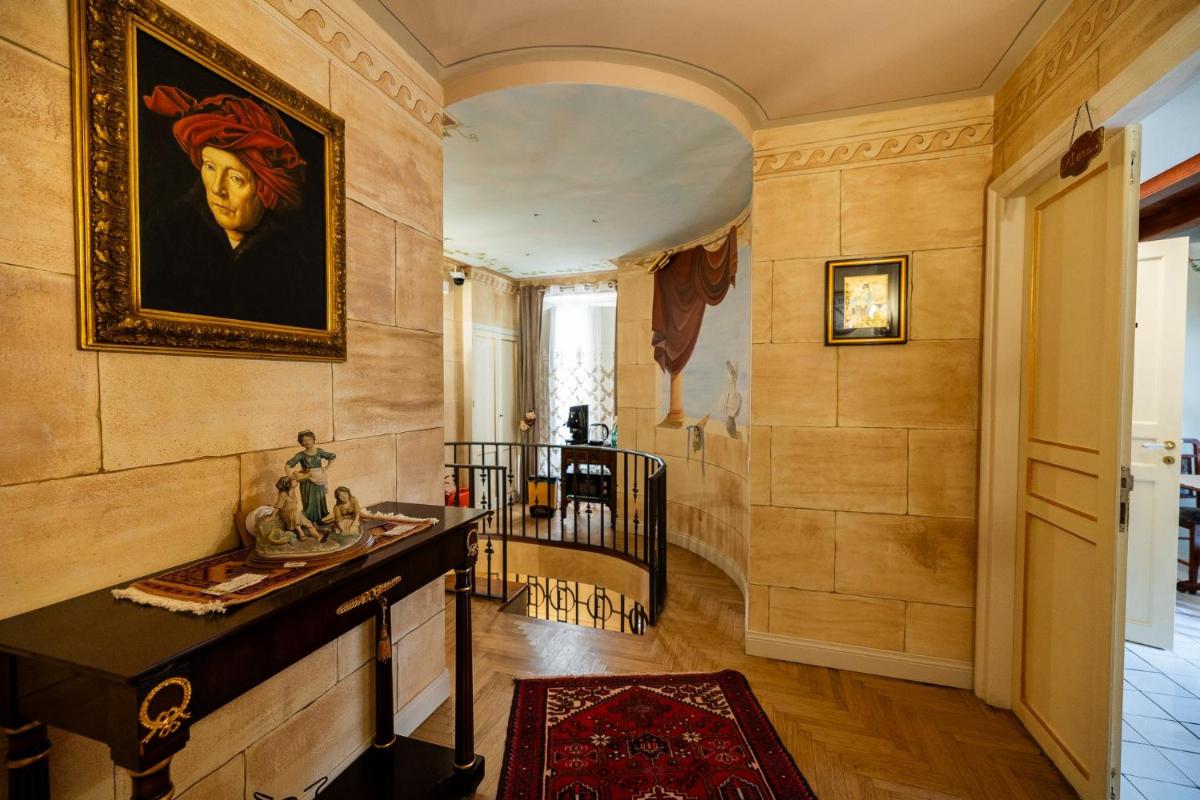Francy House - Housity