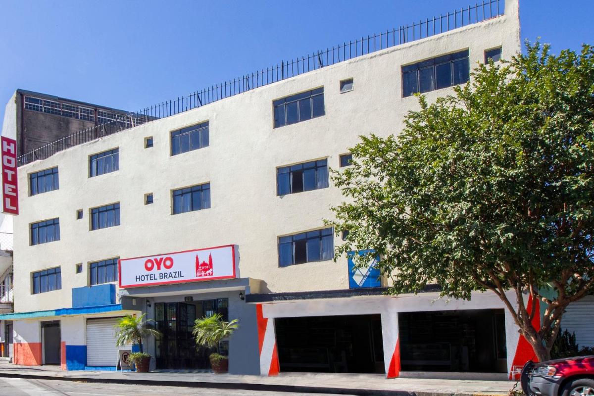 OYO Hotel Brazil,Guadalajara,Estadio Jalisco - Housity