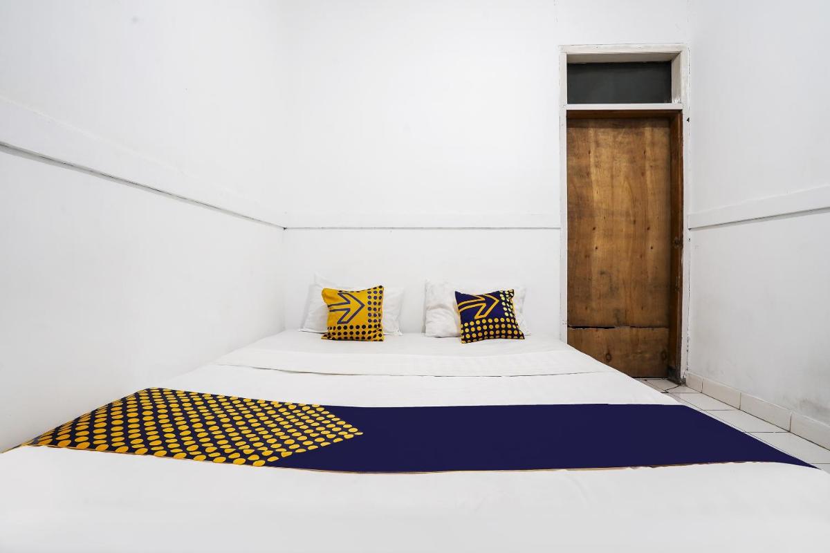 OYO Homes 90914 Eco Tourism Desa Cipada Bukit Senyum Homestay Syariah - Housity