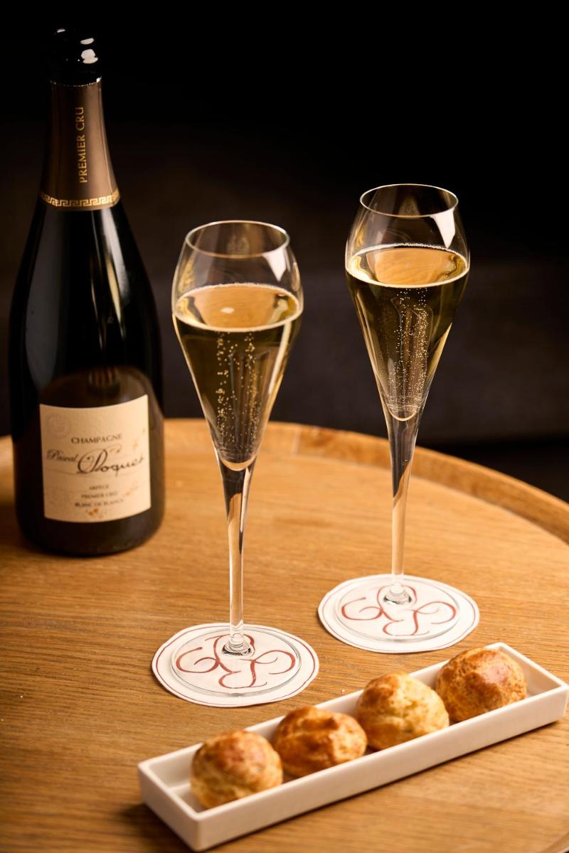 Boissons dans l'établissement Chapeau Rouge par William Frachot - Hôtel Espace Bien-être & Restaurant étoilé