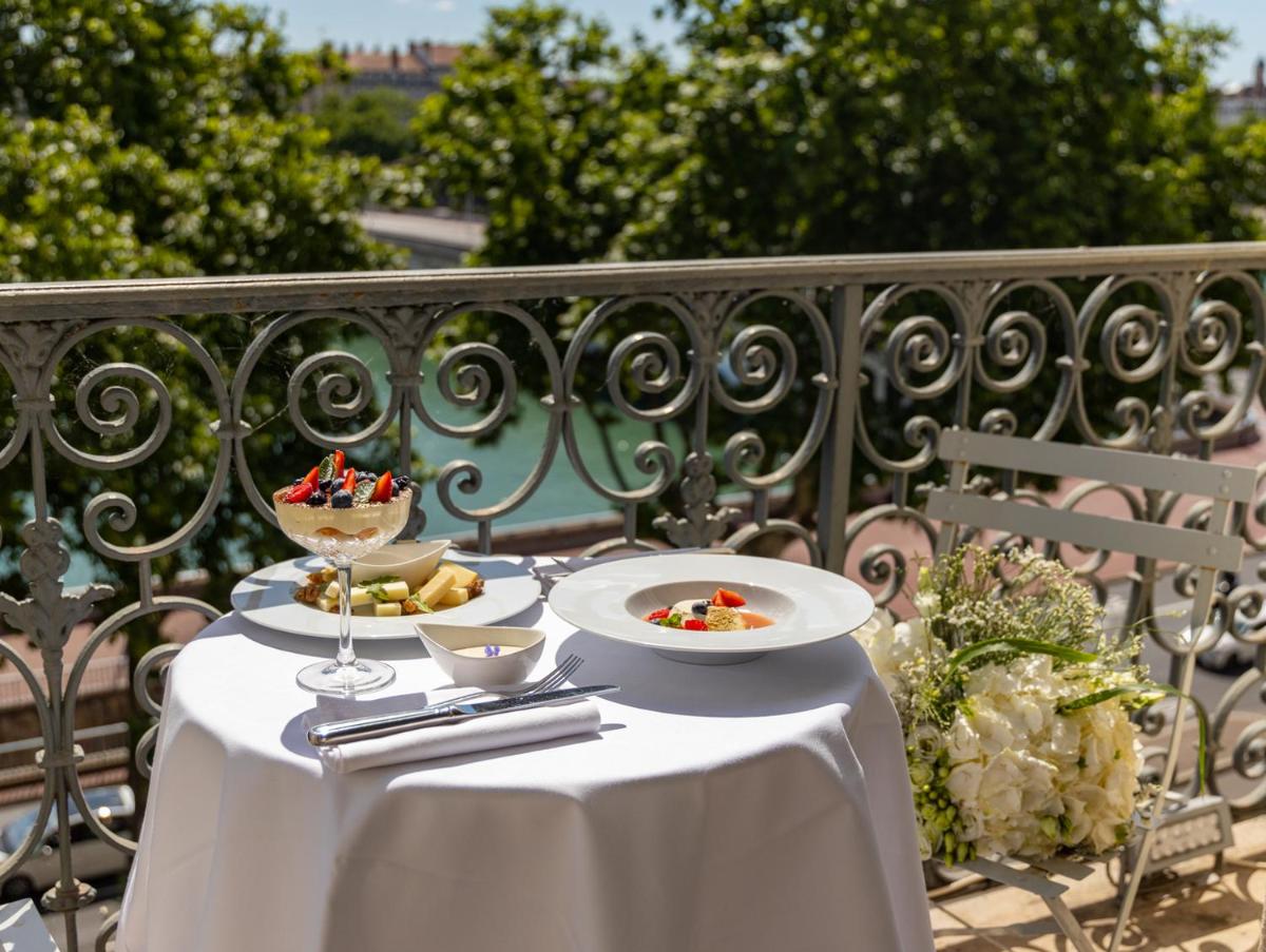 Nourriture dans l'hôtel ou à proximité