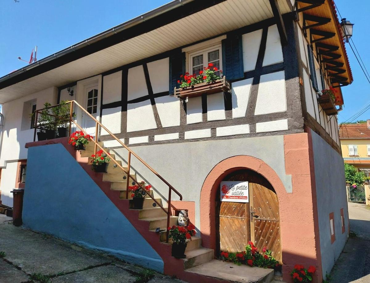 La Petite Maison de la Petite Vallée - Housity