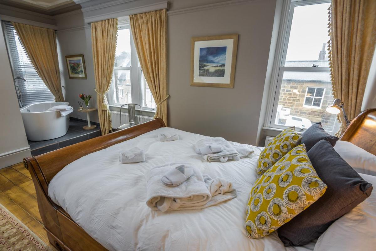 St Valery Boutique Bed + Breakfast - Housity