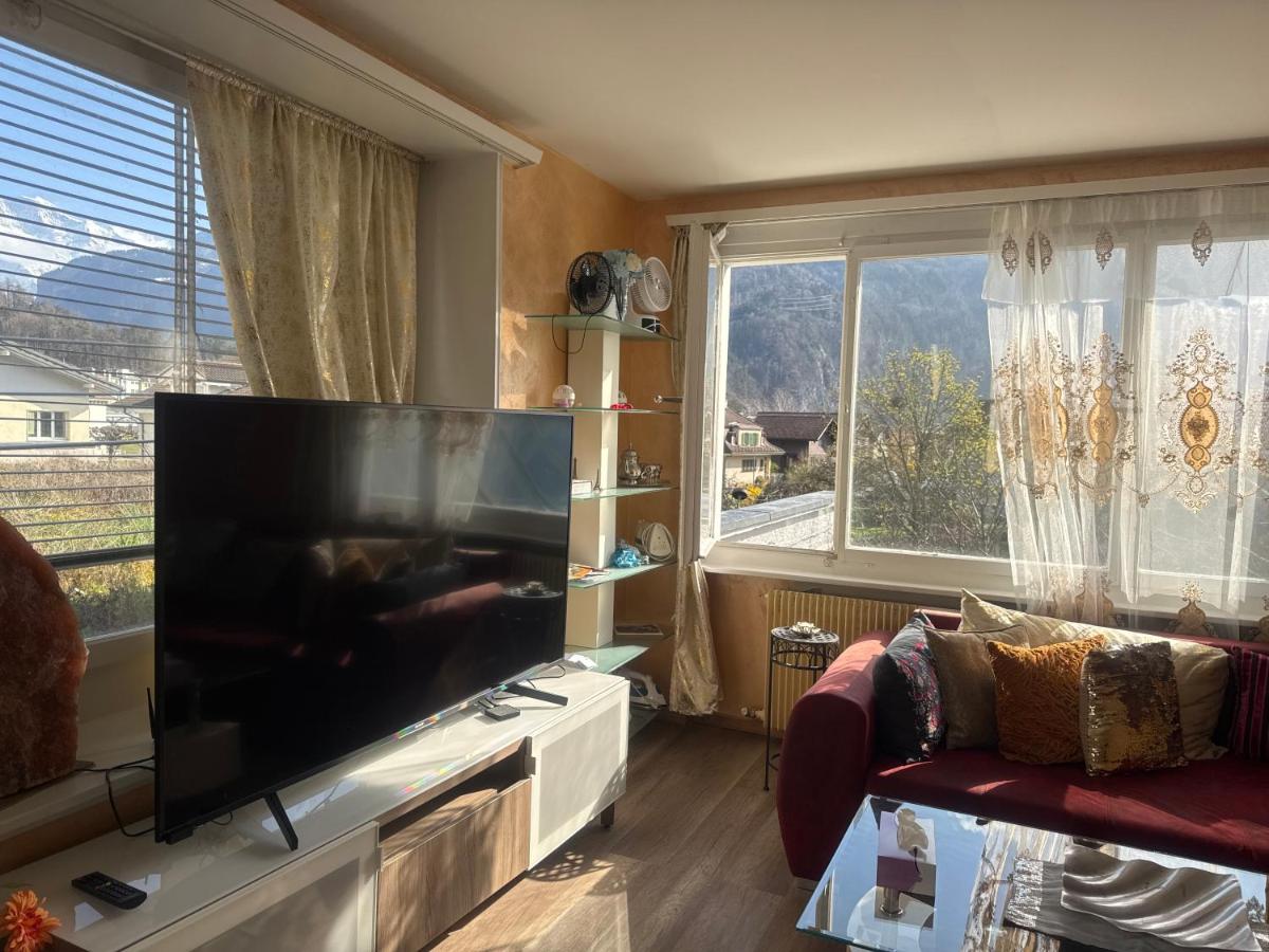 Bahnhof West Apartments - Hizvo