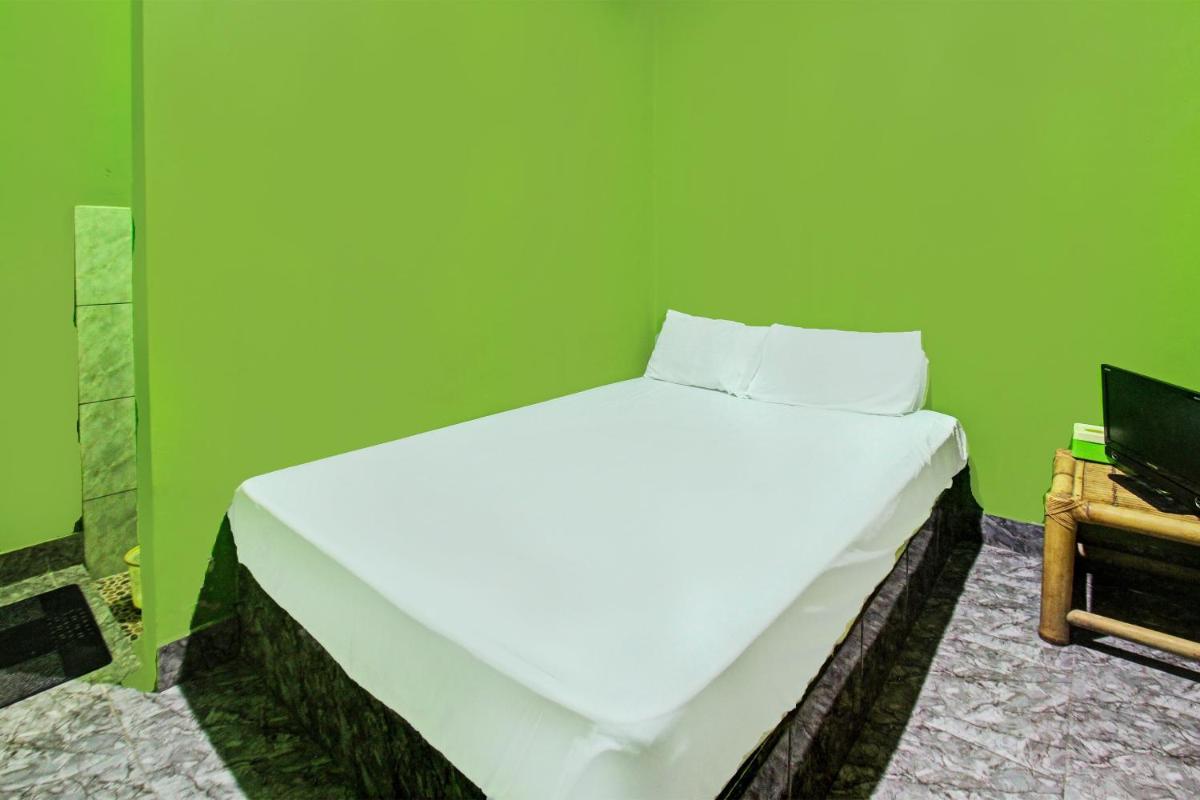 OYO 92149 Ashooy Homestay - Housity