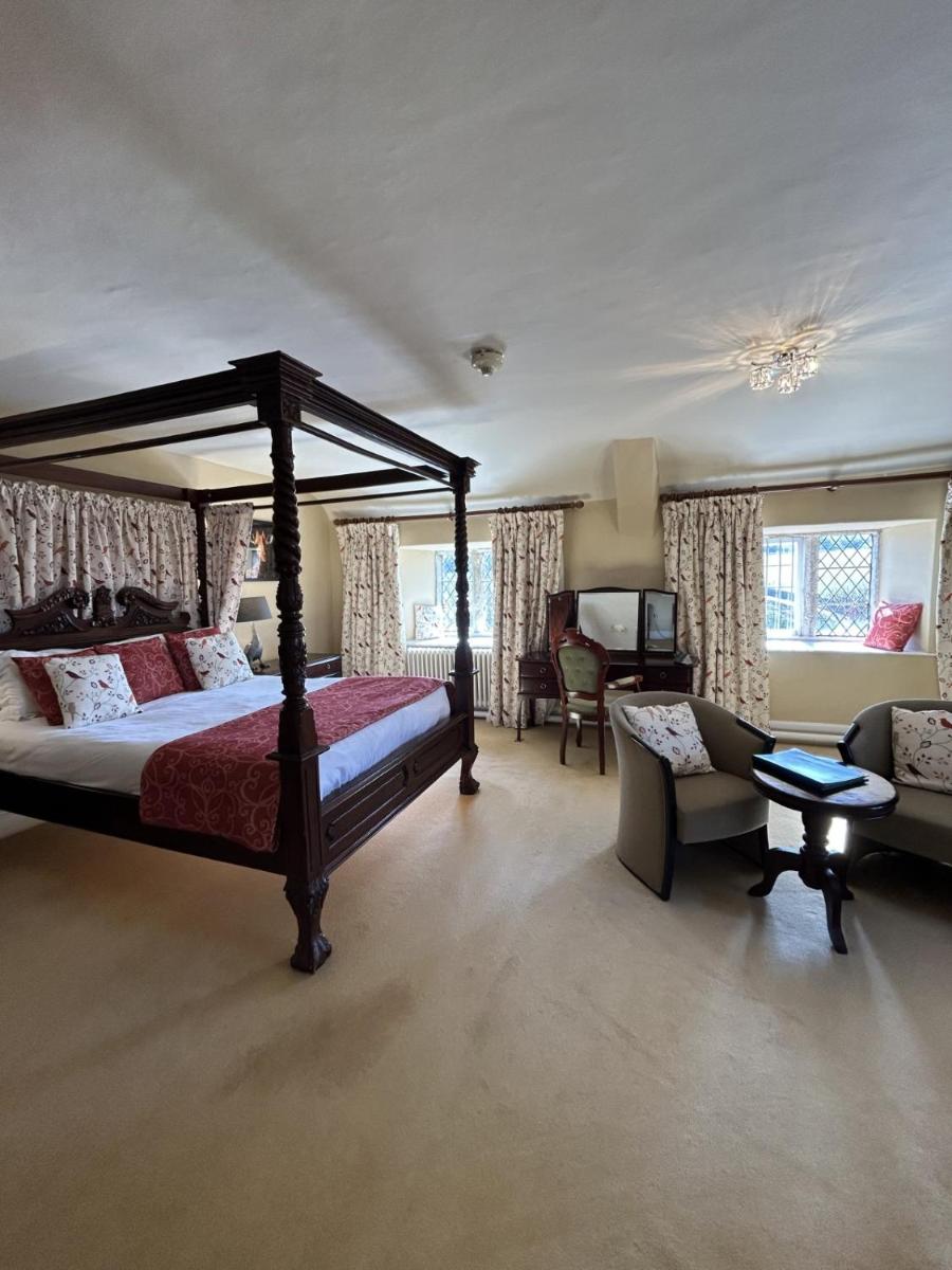 Moresby Hall Country House Hotel - Housity