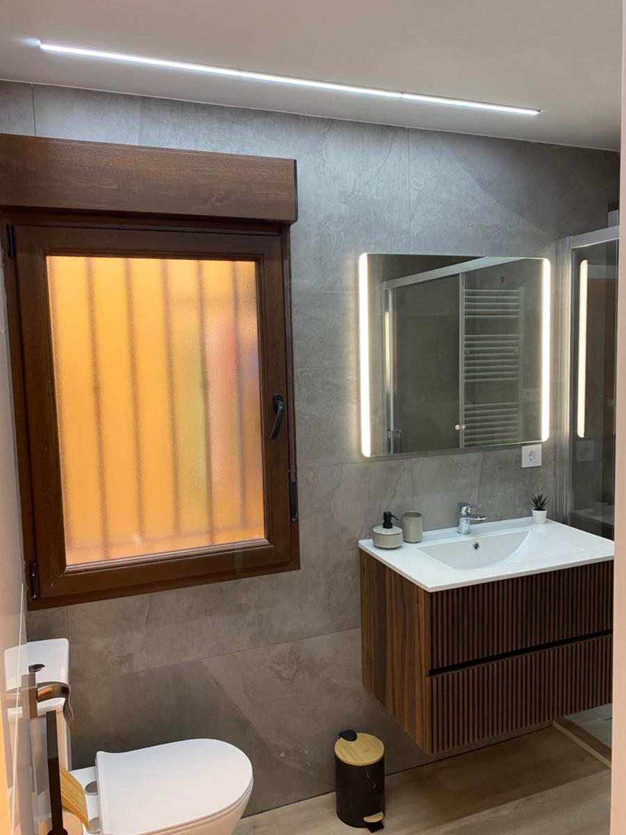Apartamento Turístico HUGO DE PILAR - Housity