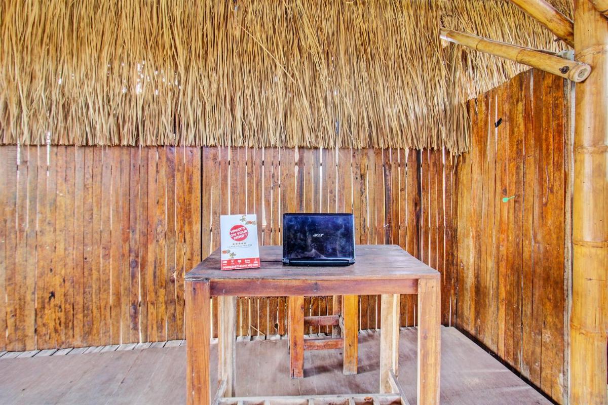 OYO 92354 Samalas Syariah Homestay Near SDN TANAK BEAK - Housity