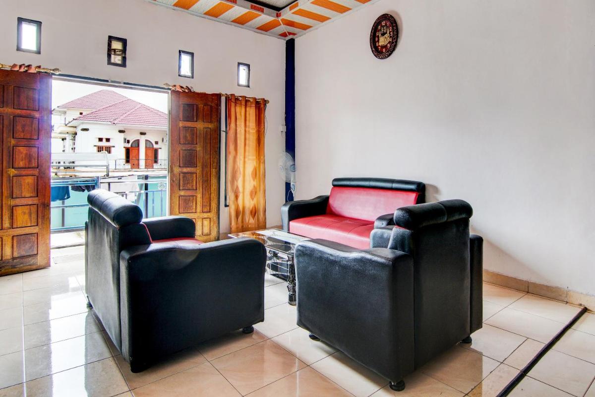 OYO 92455 Hadhilfa Homestay Syariah - Housity