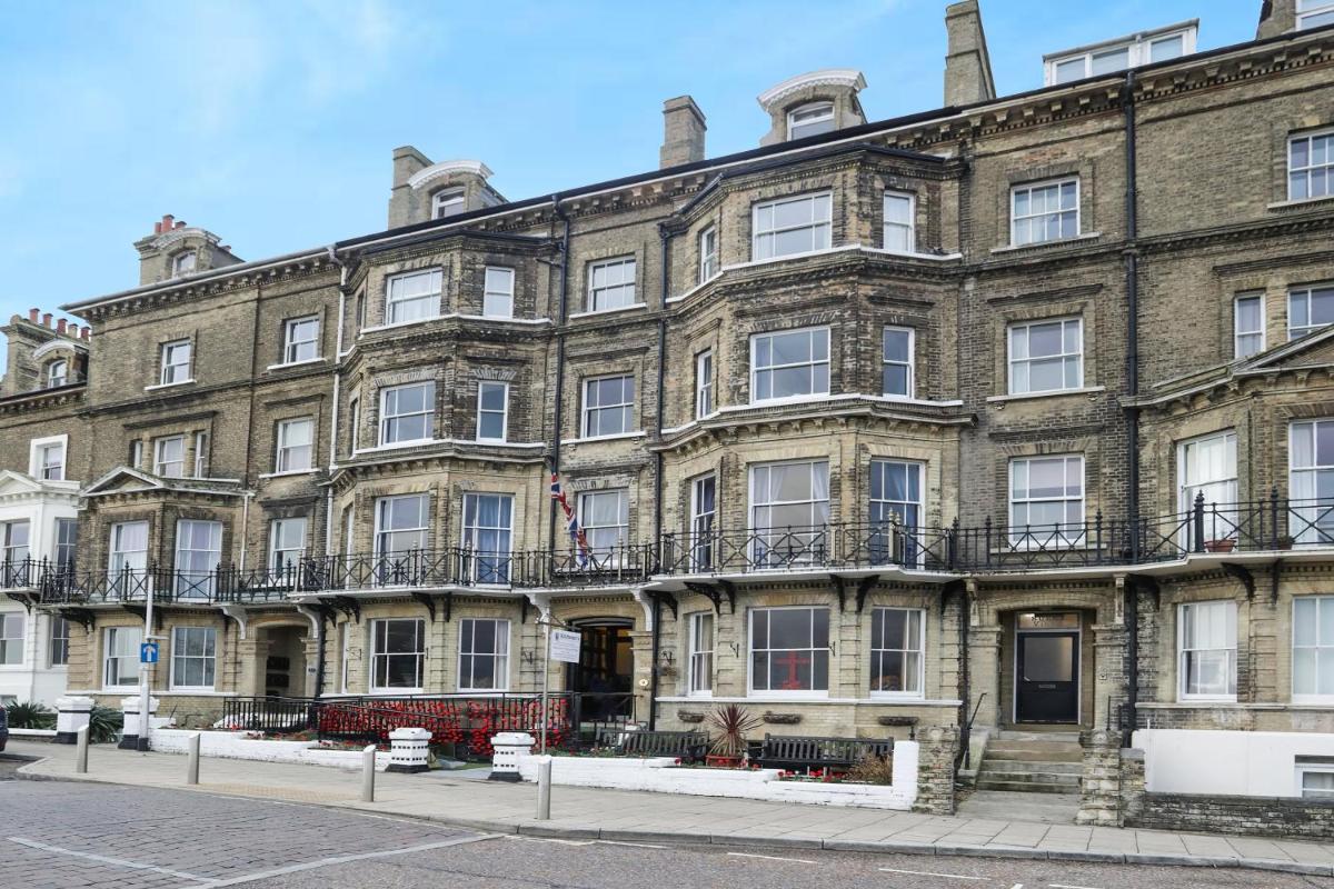 Lord Kitcheners Guest House - Housity