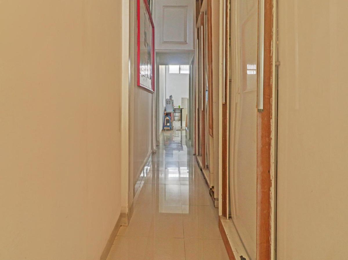 OYO 92561 Excellent Kost - Housity