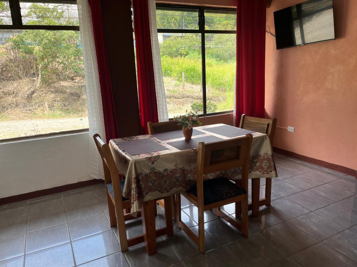 Globi Lodge 1 - Hizvo