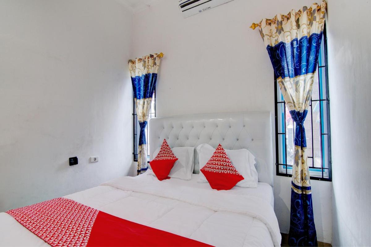 OYO 92861 Raya Guest House Syariah - Housity