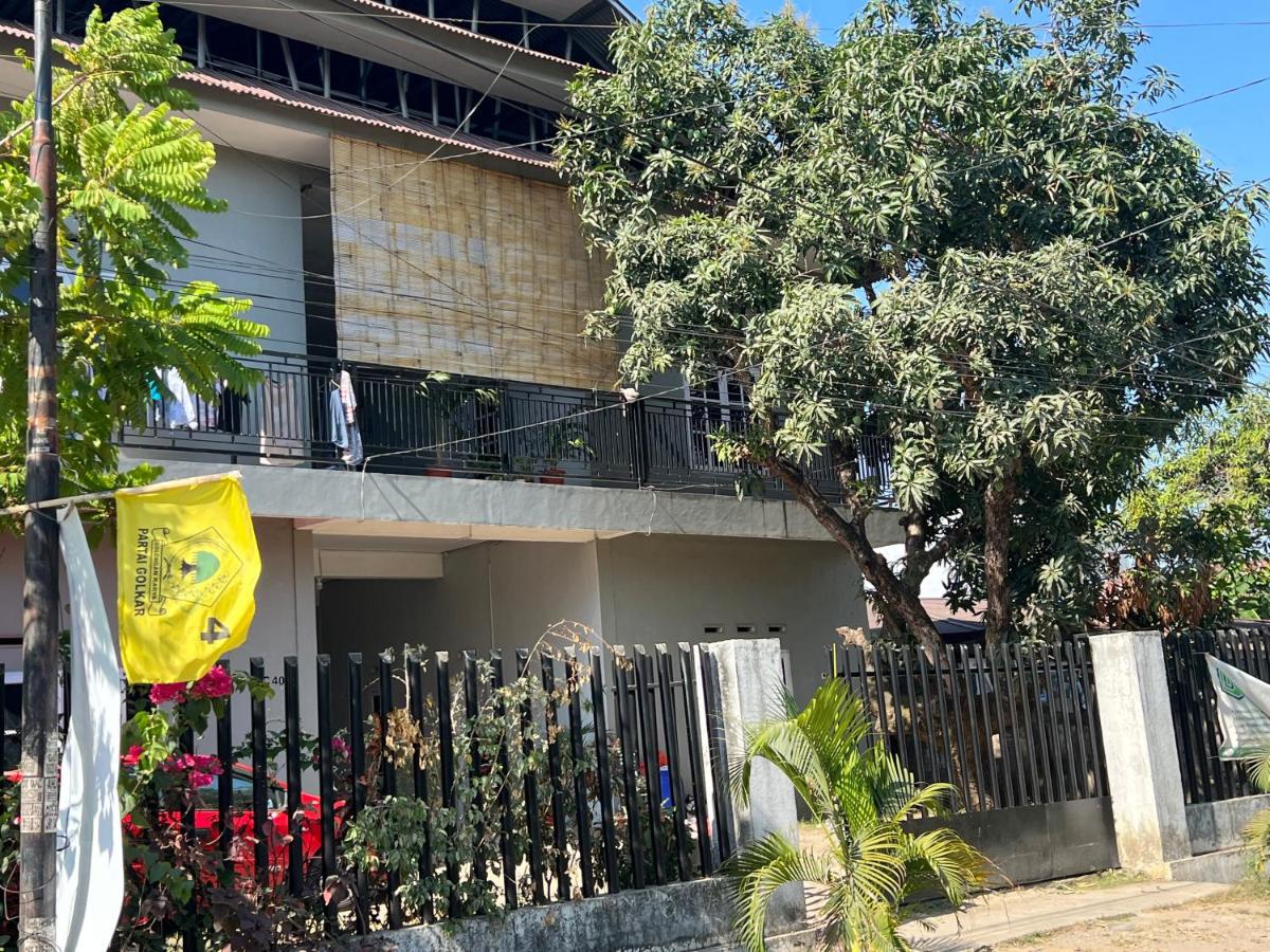 OYO 93137 Kost Maharaja - Housity