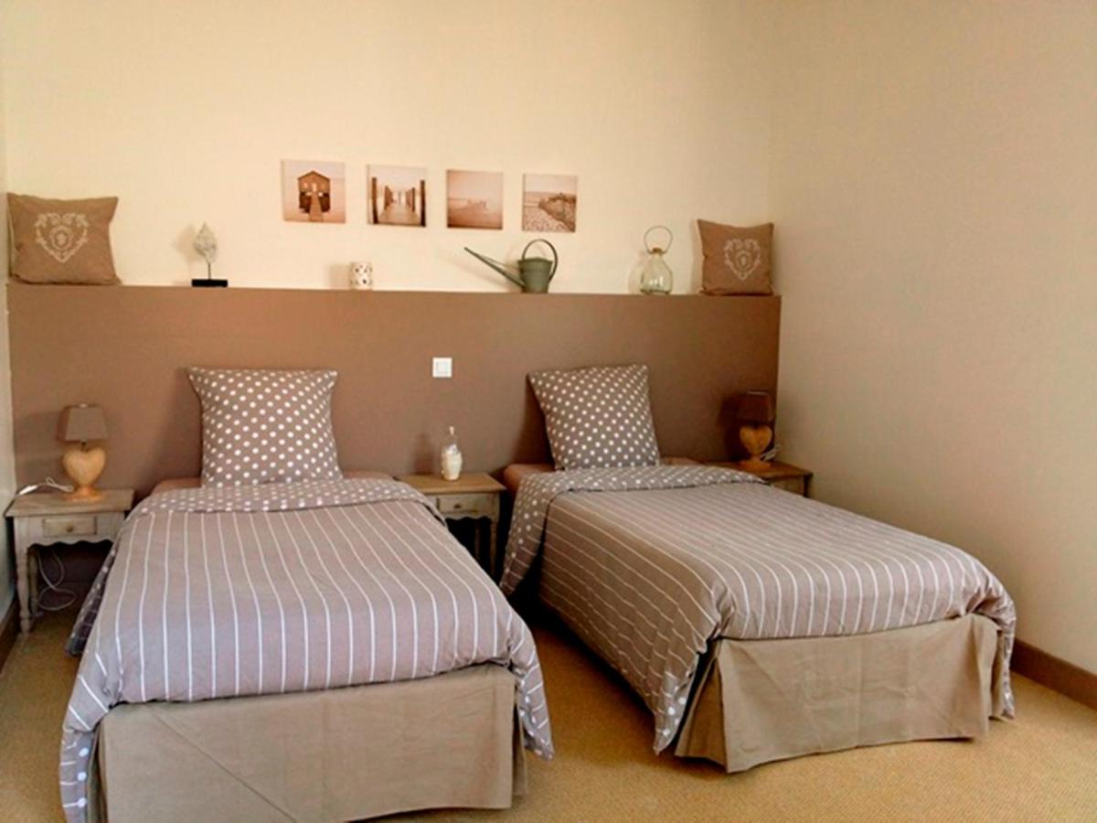 Hotel Les Voyageurs - Housity