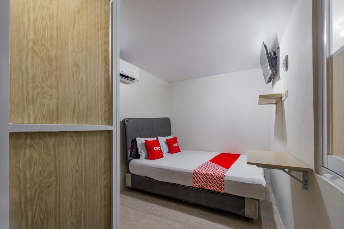 OYO 93526 Homely Syariah - Housity