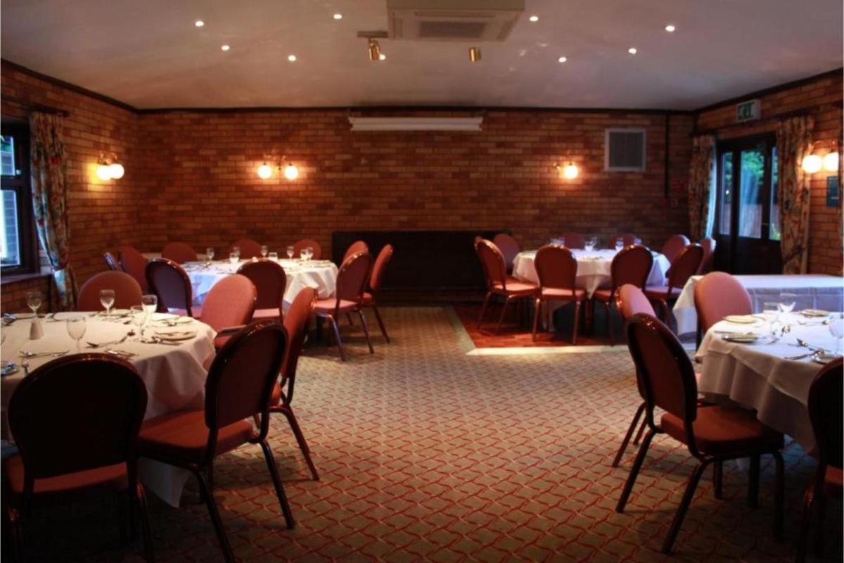 OYO Blaby Westfield Hotel - Housity