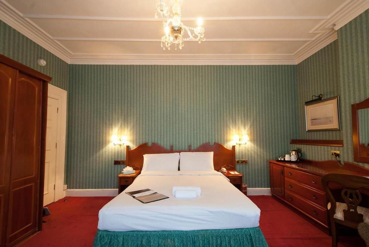 Albany, Brighton & Hove - Housity