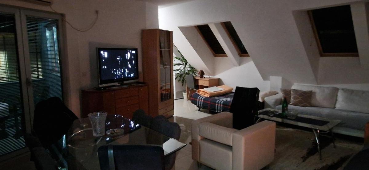 Apartman Nataša 3 - Housity