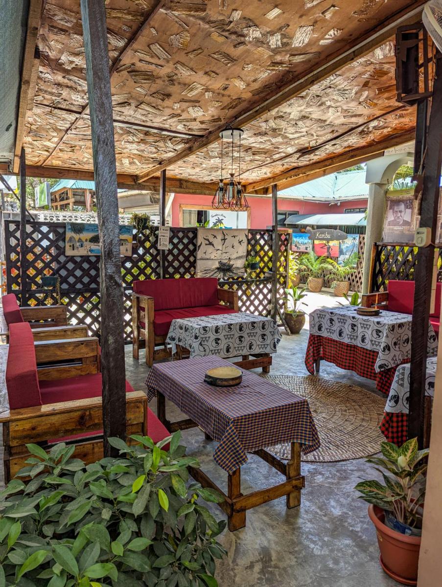 Travellers Home (Kifumbu) - Housity