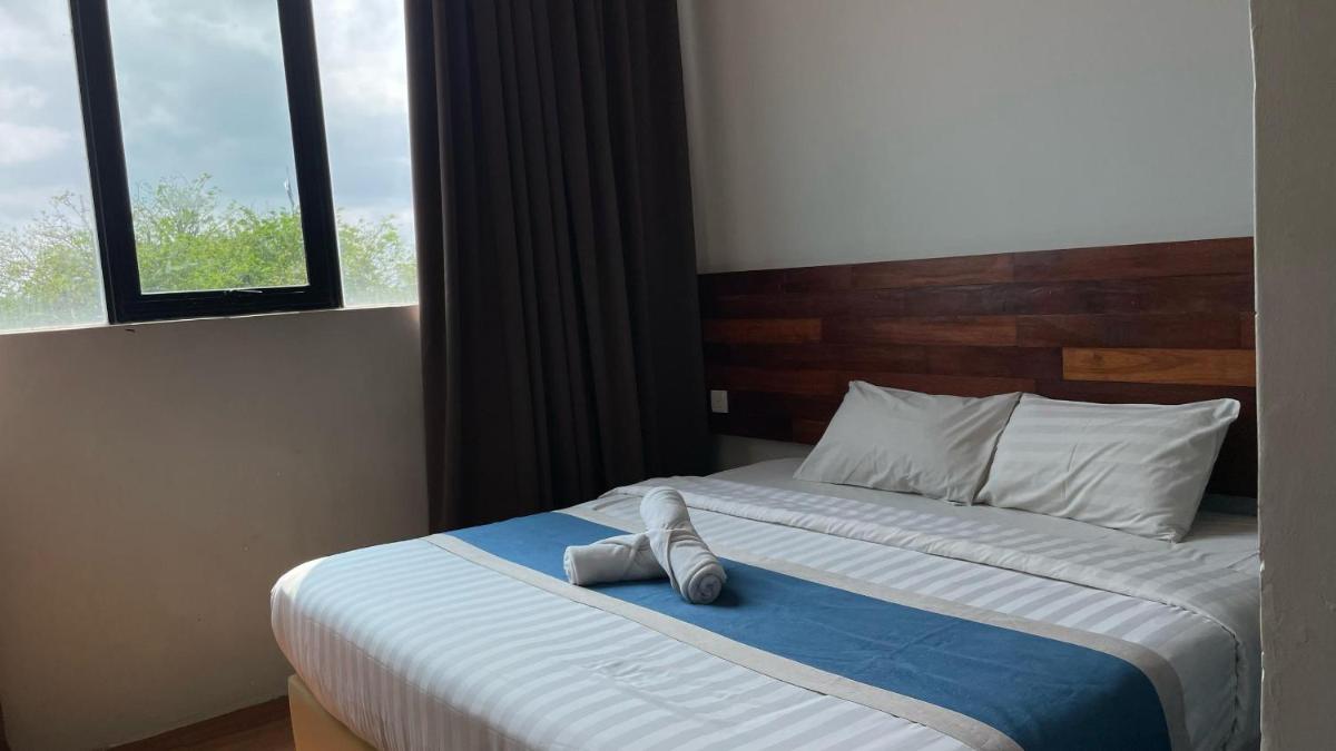 The Riverbank Hotel By MRVJ Business - Hizvo