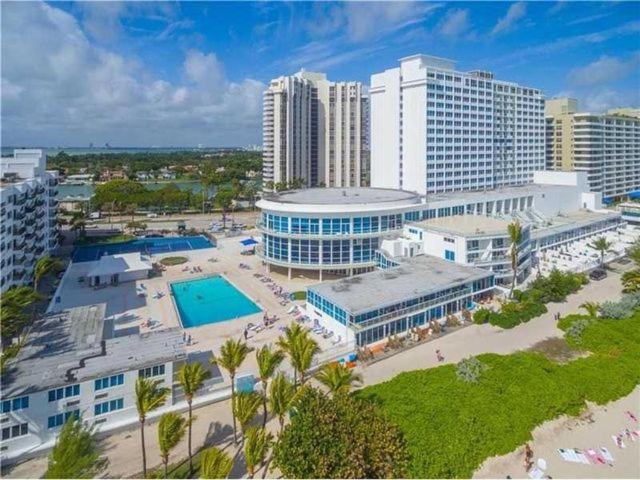 Castle Beach Club Apartments - Housity