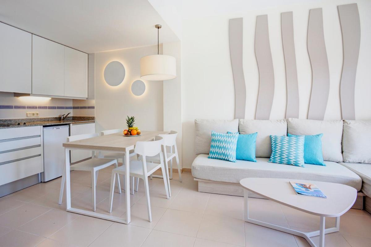 Una cocina o zona de cocina en Grupotel Mallorca Mar