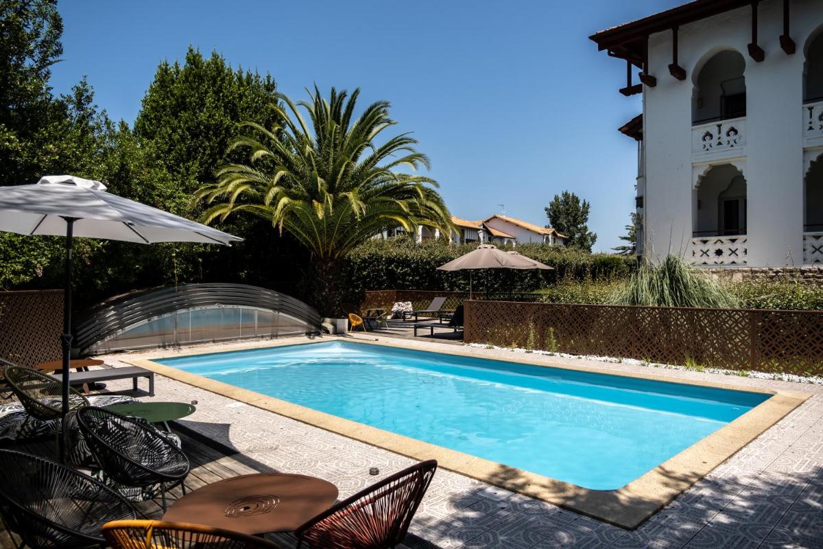 Résidence Château d'Acotz - Appartements avec piscine à 300m des Plages & Océan - Housity