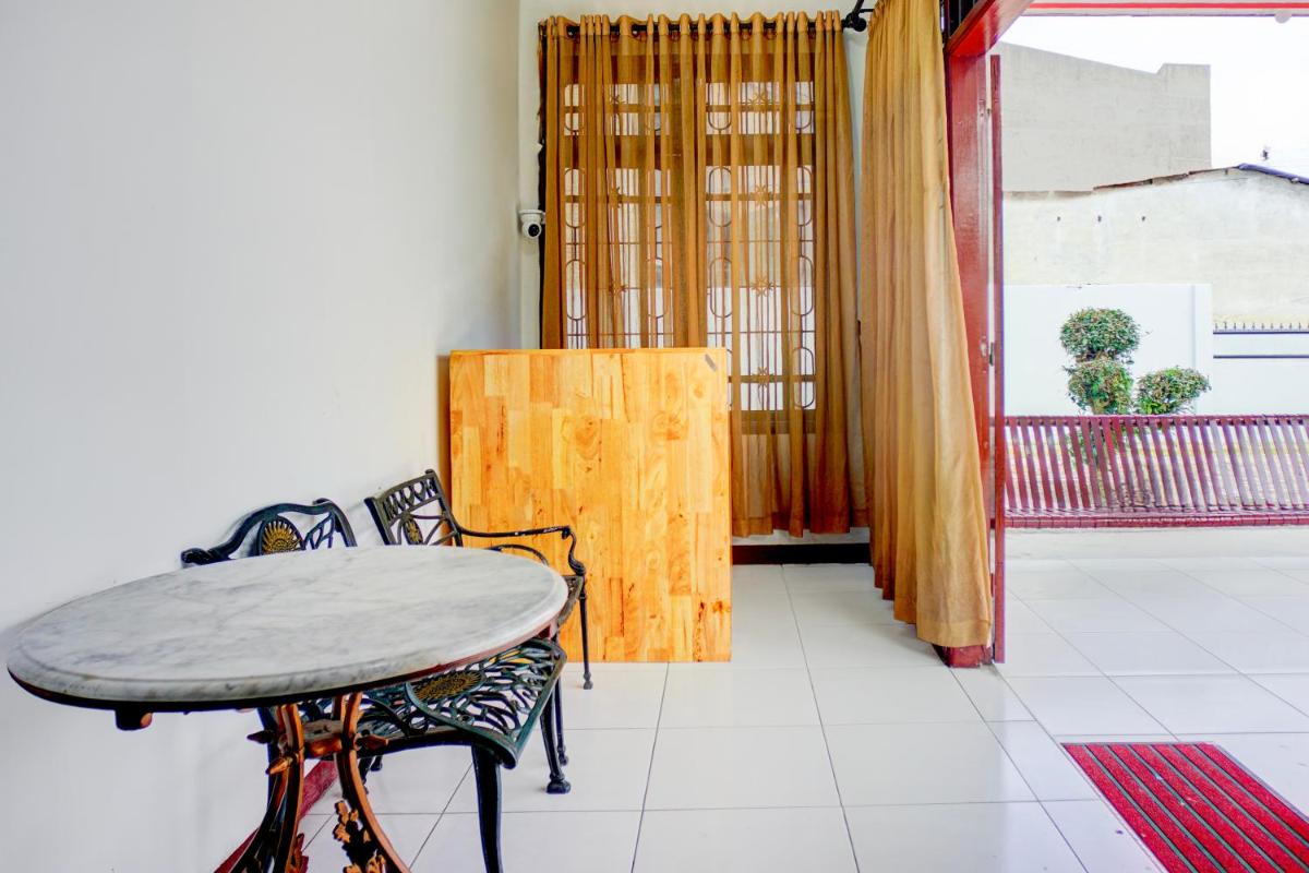 Hotel O Krakatau Near Universitas Muhammadiya Sumatra Utara ( UMSU ) - Housity