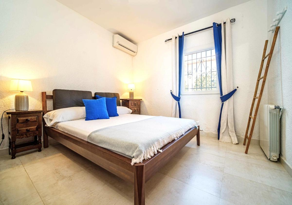 Villa Este Javea by Rock Rentals - Housity