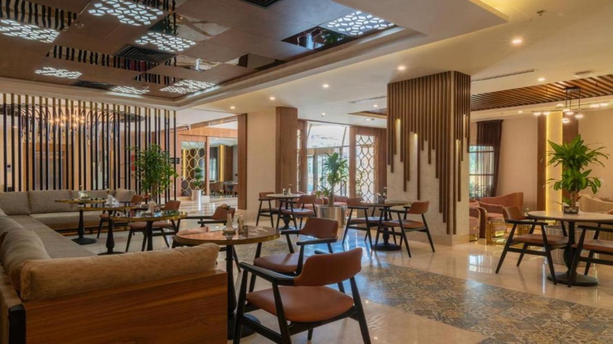 فندق سن داي الزمرد Sunday Emerald Hotel - Housity