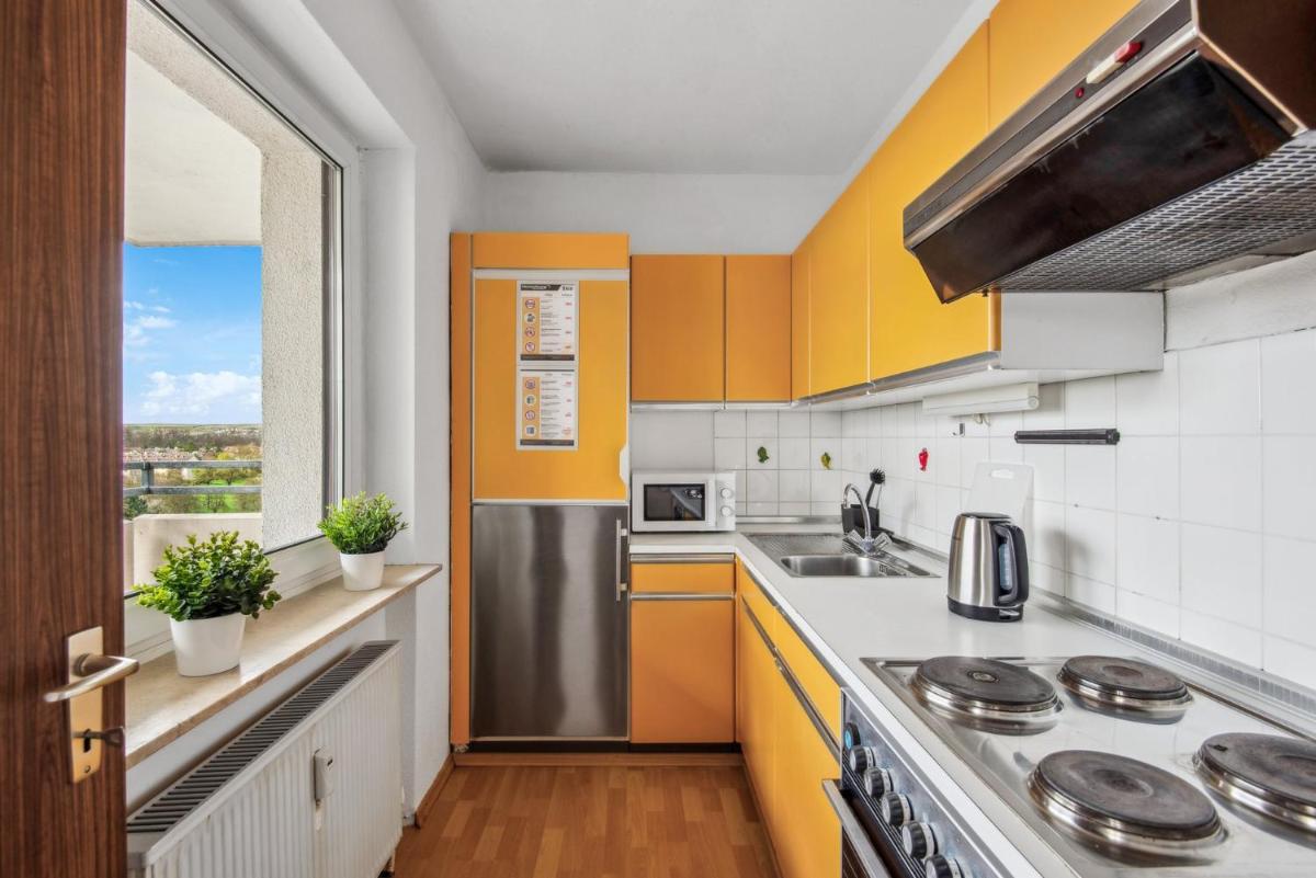 MONTEUR - Unterkunft für bis zu 4 Personen in 65462 Ginsheim-Gustavsburg - GG14 - Housity