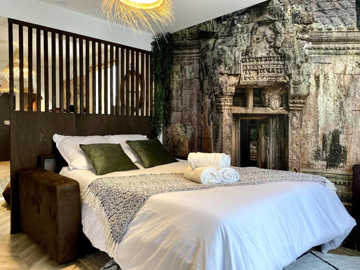 L'Expédition - BEST KEYS - Expérience Unique - Déco Immersive - Lit Queen Size & Canapé Convertible - Centre Ville - Netflix & WiFi ILLIMITÉ - Check-in Autonome - Parking Gratuit - Housity