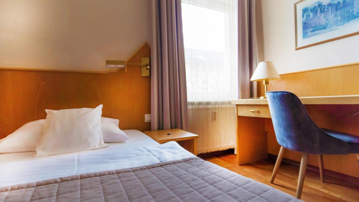 Komfort Hotel Am Kurpark - Housity