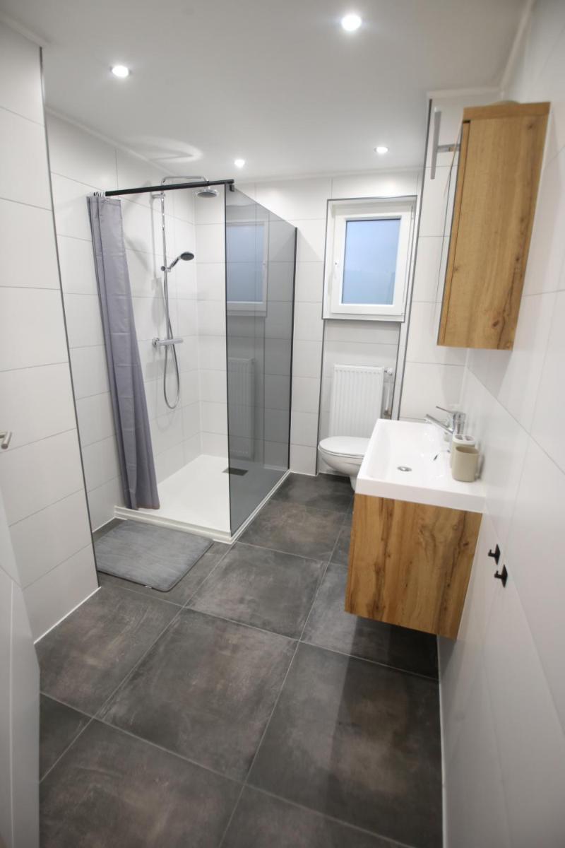 Quiet House - 10 min away from Cologne - Housity