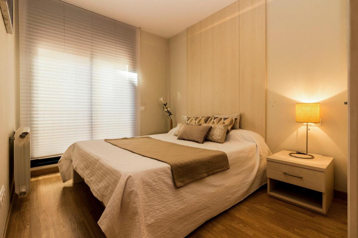 Apartamentos Elcano - Hizvo