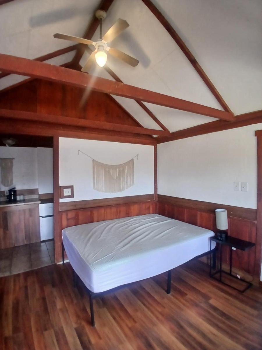 The Village Cabins - Housity