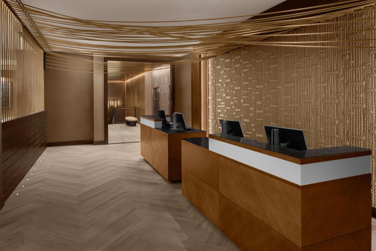 Hilton Brooklyn New York - Housity