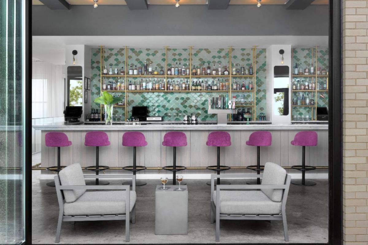 Angad Arts Hotel - Housity