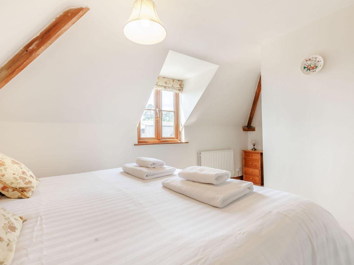 Robin's Nest - Housity