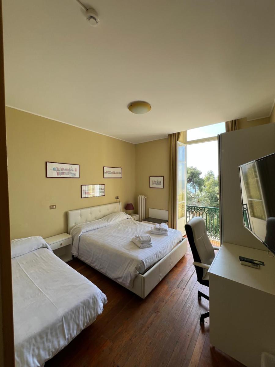 Hotel Petit Royal - Housity