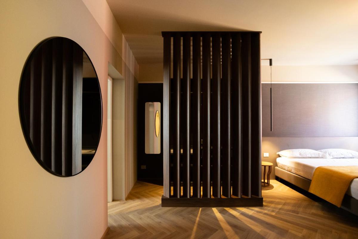 Arianna Suites Longevity - Housity